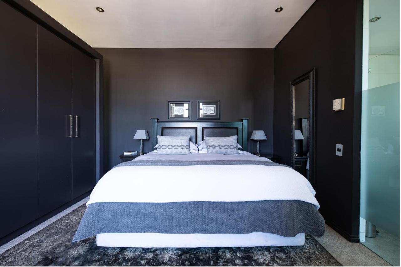 #1701 Cartwright - Dark Glamour Cape Town
