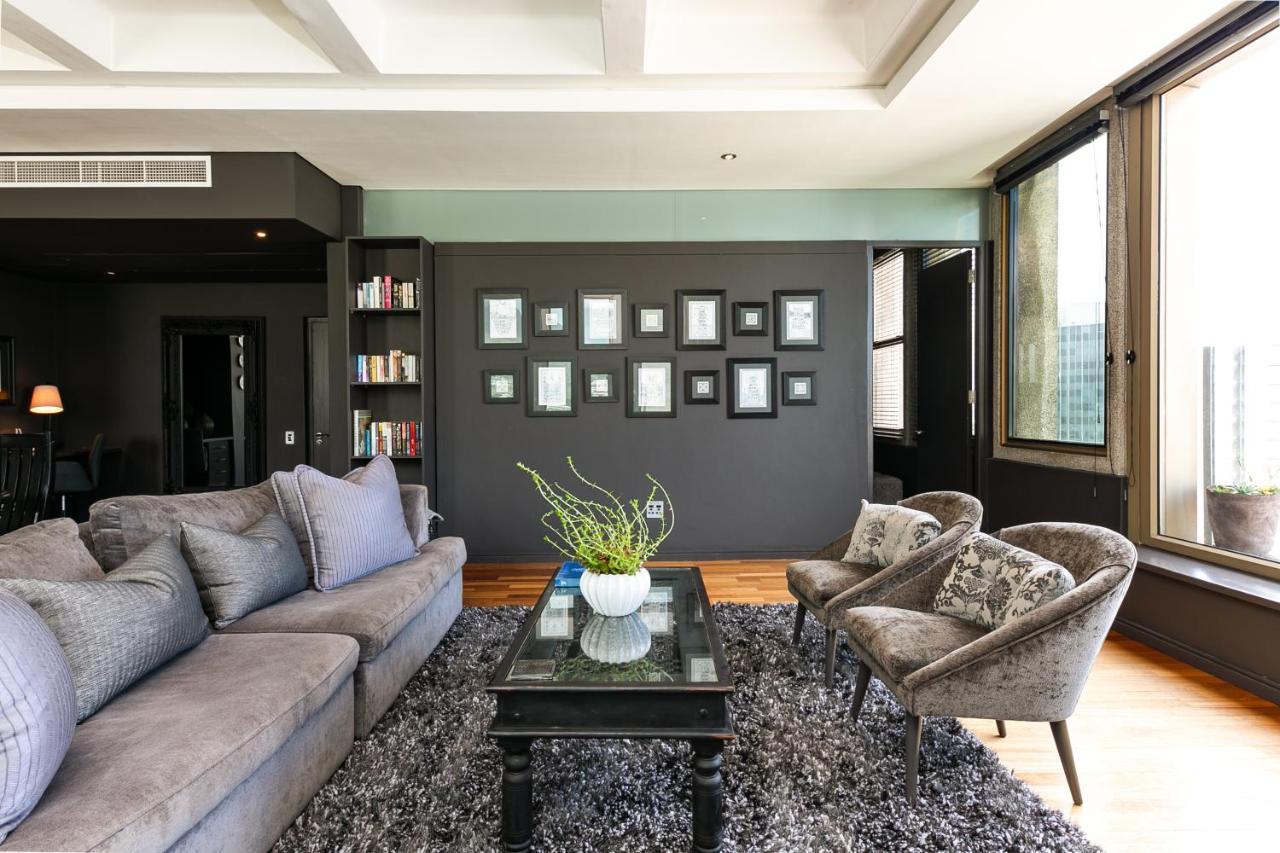 #1701 Cartwright - Dark Glamour * Cape Town