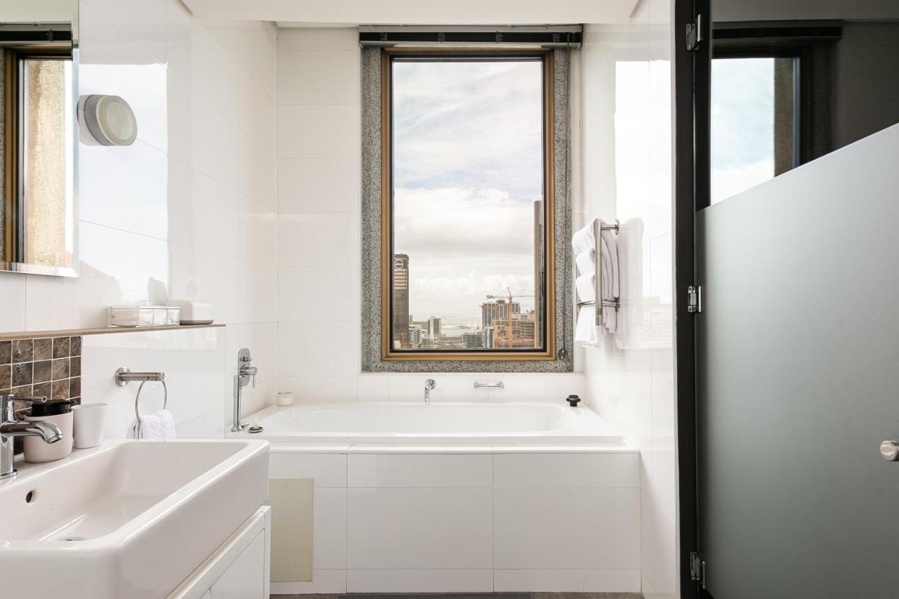 Appartement #1701 Cartwright - Dark Glamour Le Cap